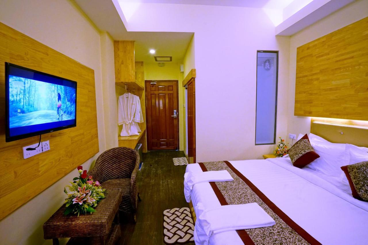 Relax Mandalay Hotel Exterior foto