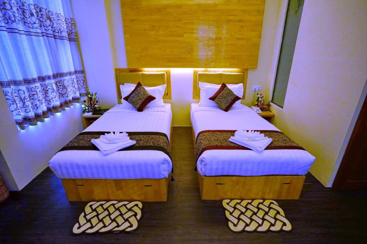Relax Mandalay Hotel Exterior foto