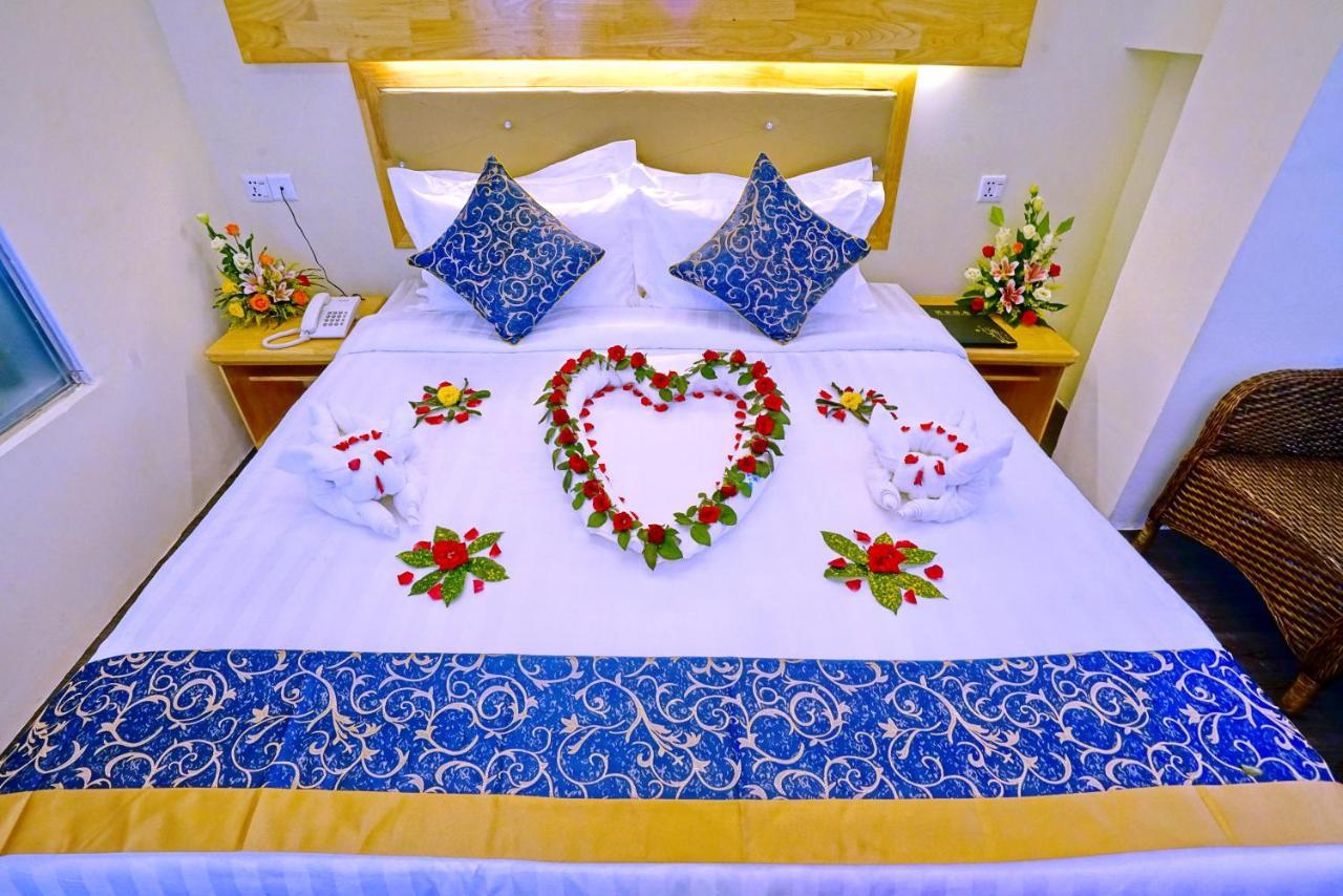 Relax Mandalay Hotel Exterior foto
